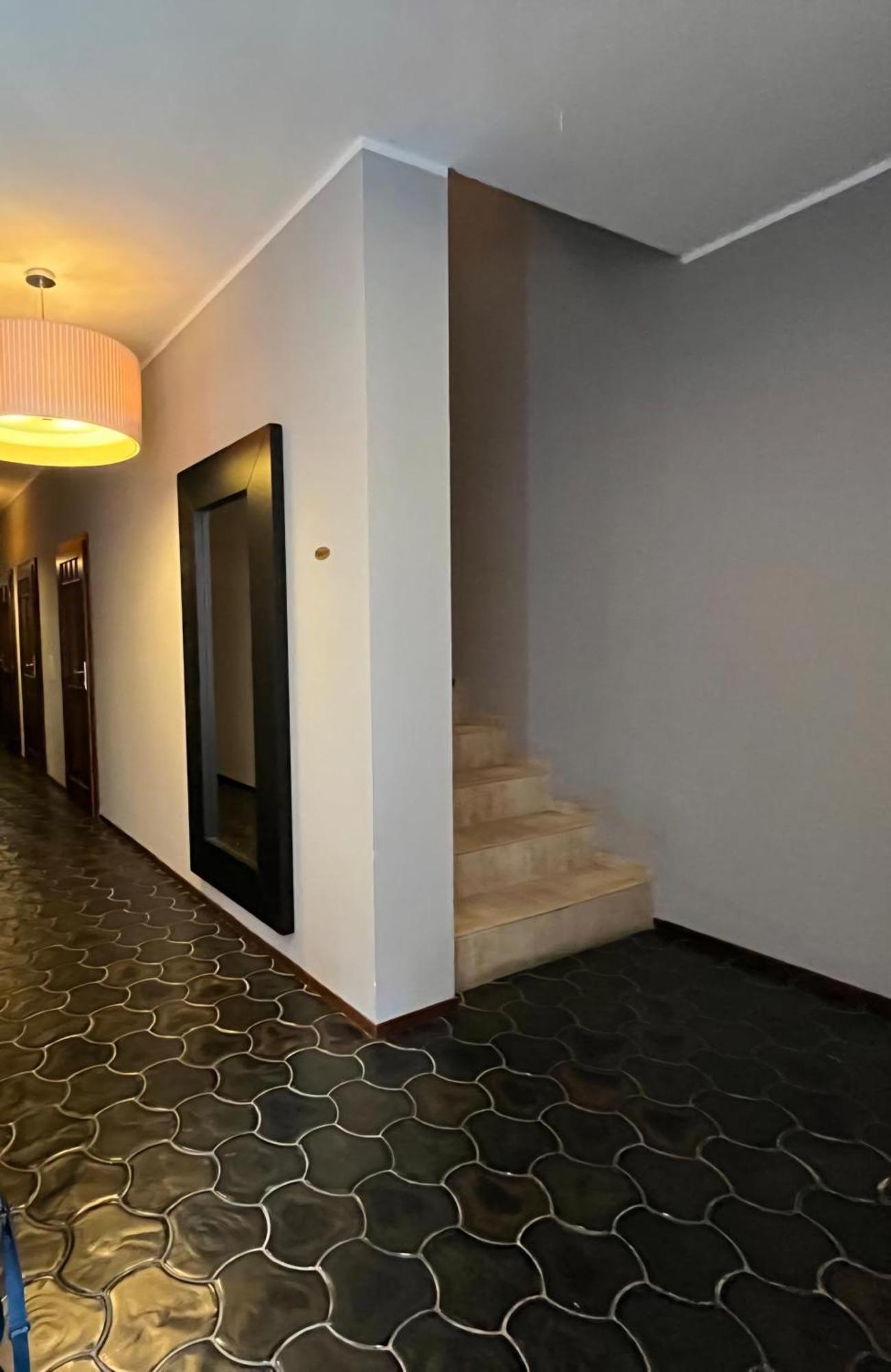 Nevinne Apartmany 歌林 外观 照片