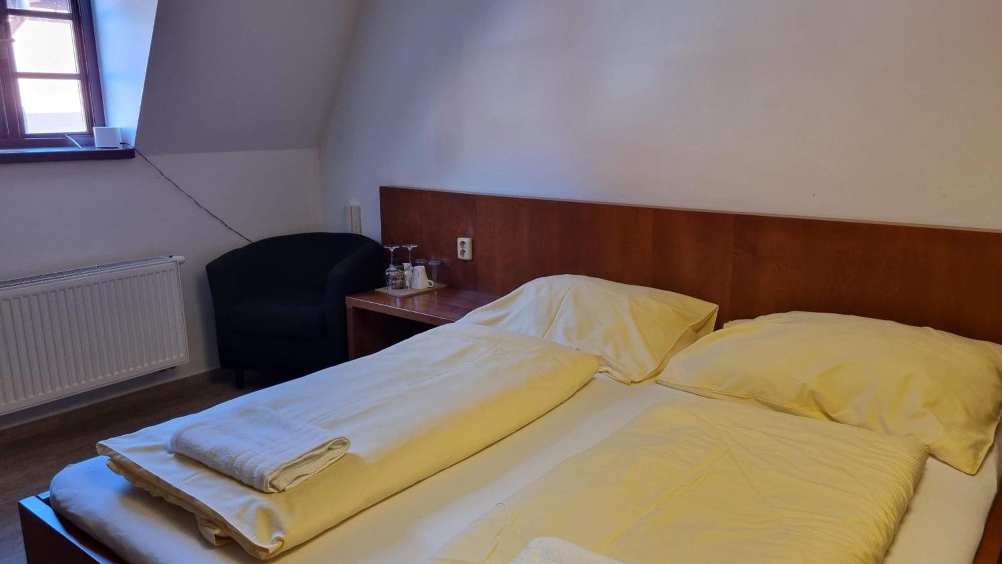 Nevinne Apartmany 歌林 外观 照片